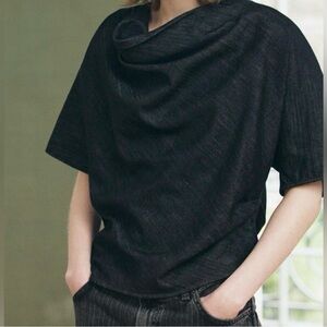 Zara top size small  NWOT